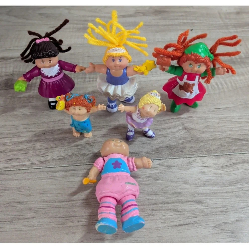 Vintage Cabbage Patch Kids Girl Figure PVC Figure 3.5